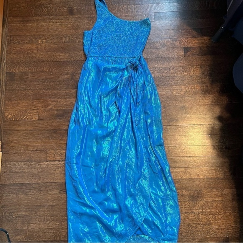 Sundress one shoulder metallic shimmer resort vacation wear maxi  dress size M/L